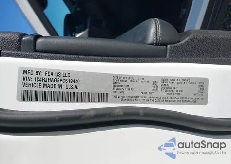 2023 Jeep Grand Cherokee Altitude 4X4 from USA, damaged, VIN 1C4RJHAG6PC619449